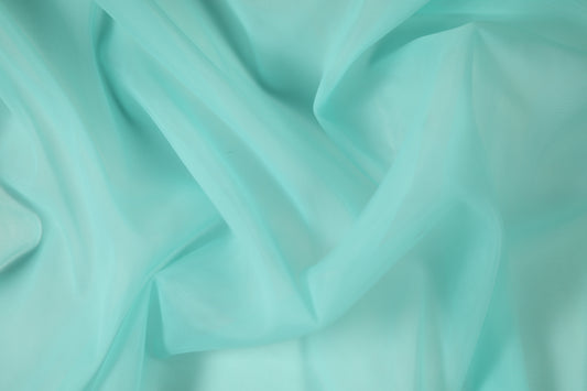Leichter Tüll in Mint – ideal für festliche Mode