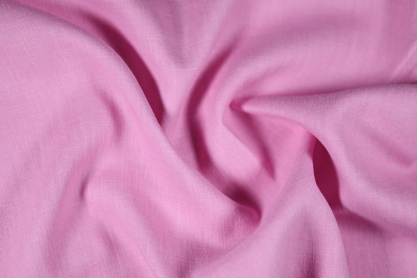Natürliches Leinen in Pastellrosa – atmungsaktiv, pflegeleicht und stilvoll