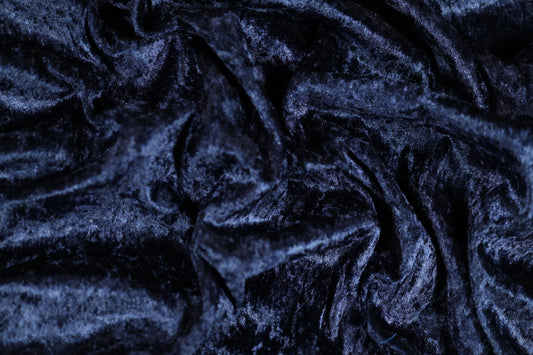 Weicher Glanzstoff in Marineblau für elegante Dekorationen