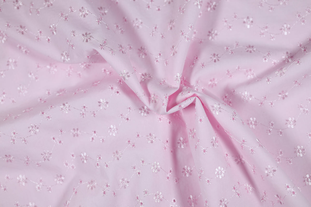 Hochwertiger Baumwollstretch Blütenstickerei Rosa – weich, dehnbar und bunt