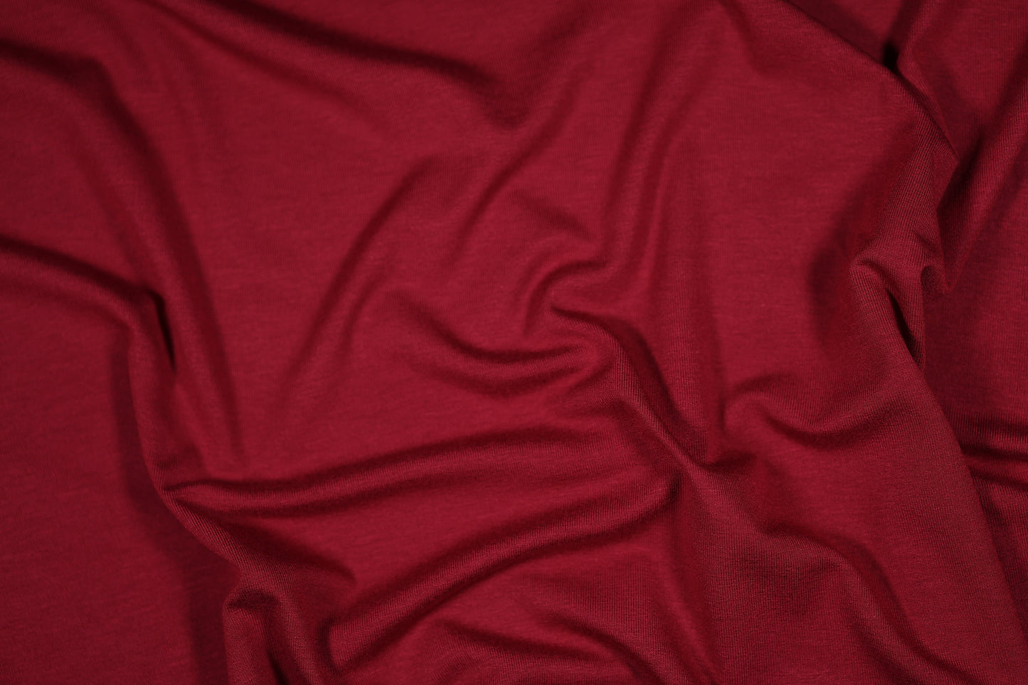 Jersey Stoff aus Viskose in Weinrot – perfekt für Shirts und Kleider