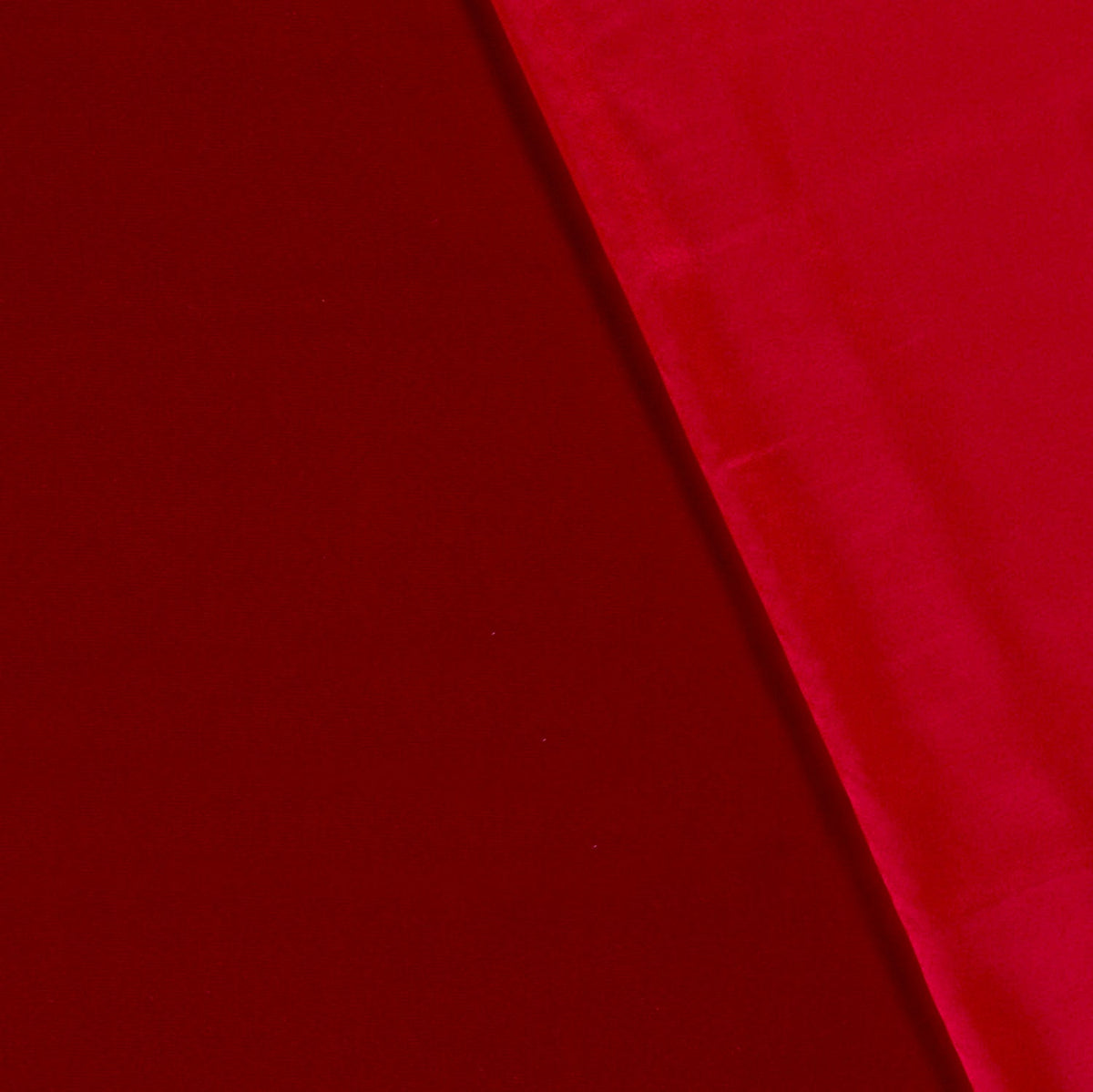 Satin Stretch Stoff Dunkelrot – Struktur