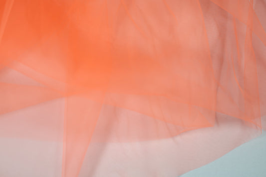 Leichter Tüll in Orange – perfekt für kreative Projekte