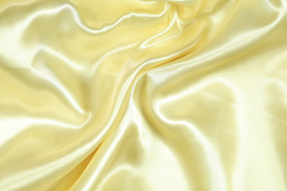 Sonnengelber Satin für Dekoideen