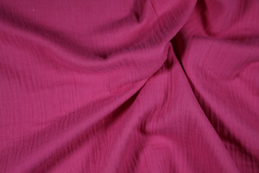Muselinstoff in Fuchsia – weich, luftig und ideal für Kleidung