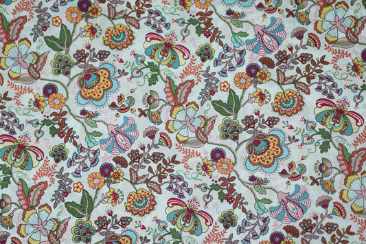 Hochwertiger Baumwoll Stretch – lebendige Blumen auf weichem Stoff