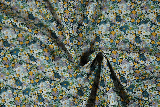 Hochwertiger Baumwoll Stretch – lebendige Blumen auf weichem Stoff