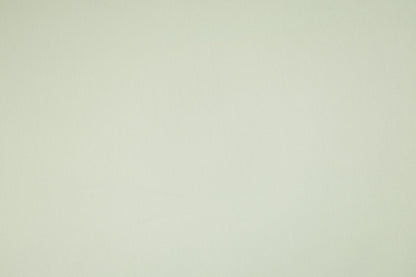 Naturweißer Canvas Stoff – vielseitig und stabil