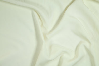 Leichter Viskosestoff in Vanille – ideal für Kleider und Blusen