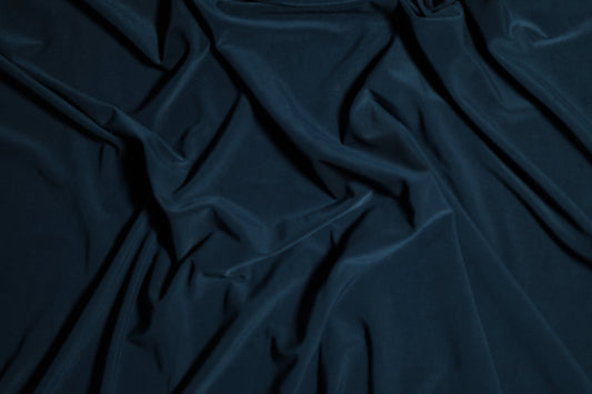 Weicher Jerseystoff in elegantem Petrolblau