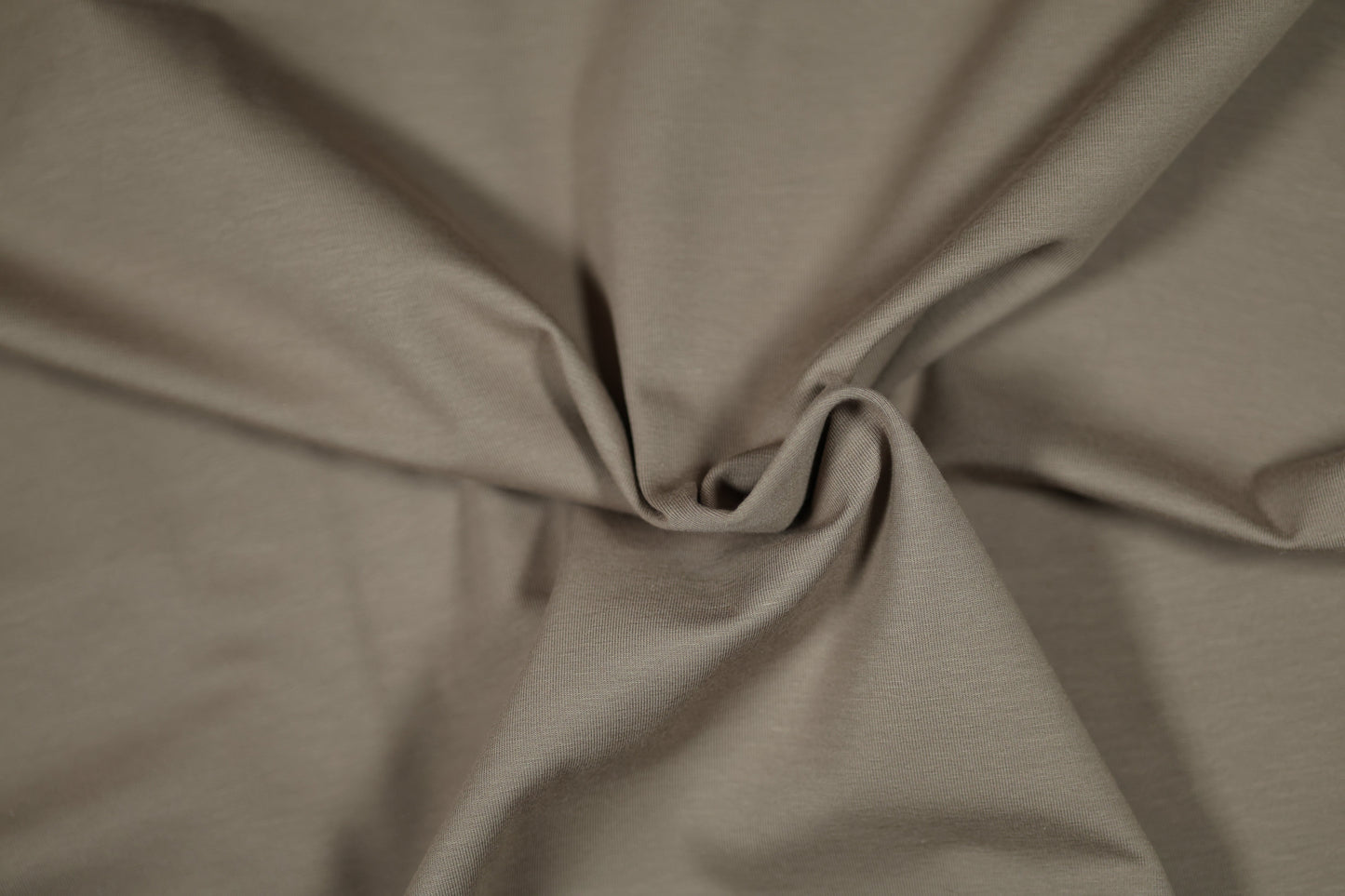 Taupefarbener Jersey – weich und dehnbar für Basics
