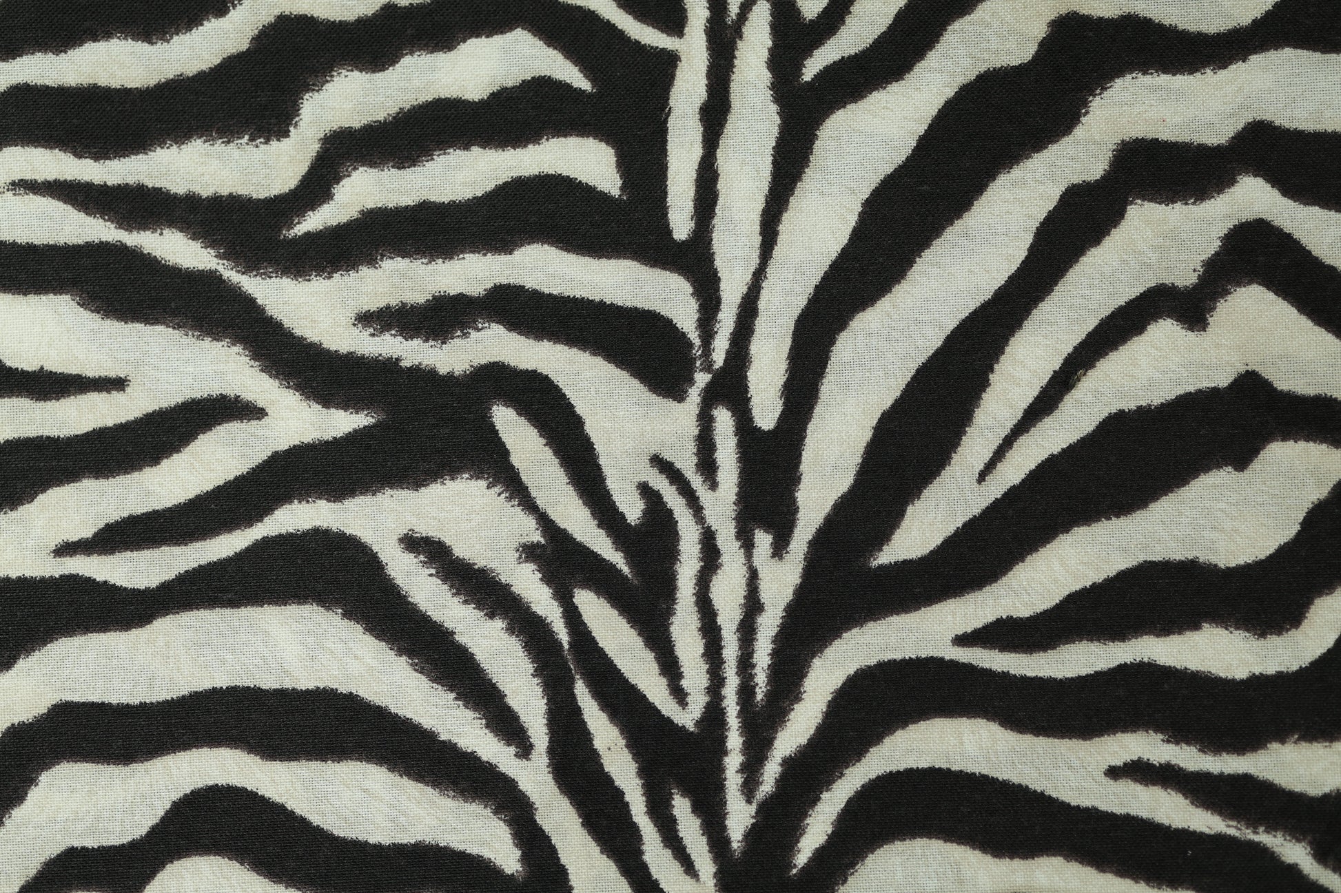 Vorhangstoff – Zebra Look – perfekt für Vorhänge, Raumtrenner und Heimdeko