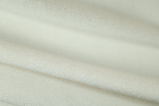 Möbelstoff in Naturweiß – ideal für Polstermöbel und Dekoration