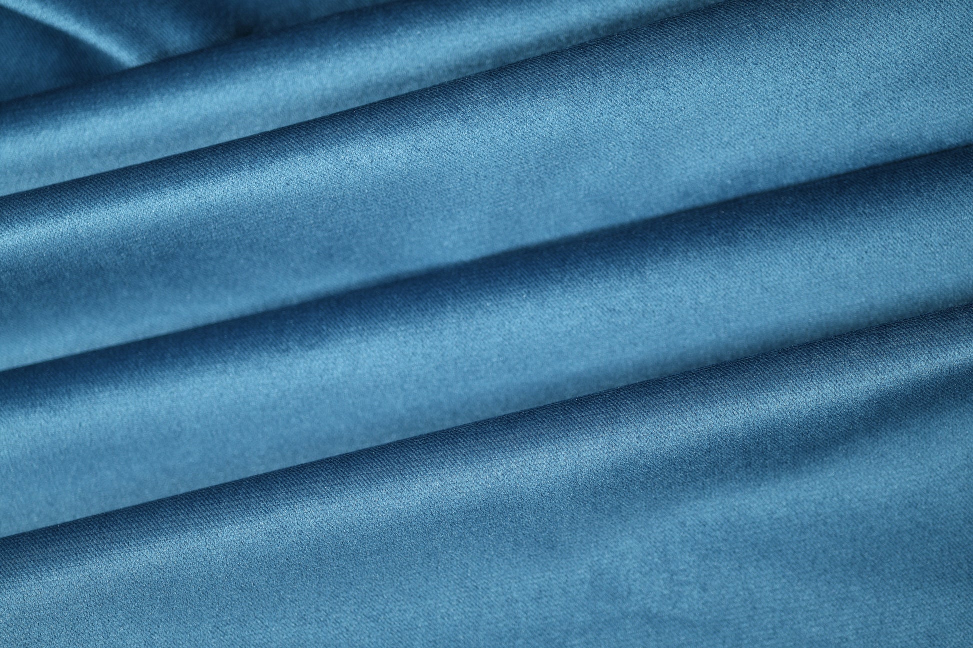 Stahlblauer Polsterstoff – hochwertig und strapazierfähig