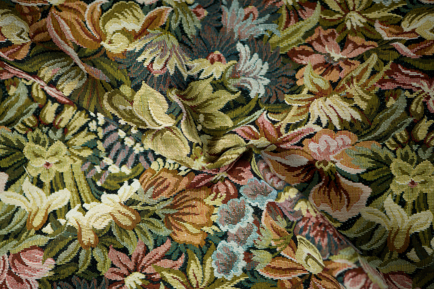Detailansicht von Möbelstoff – Tropisches Blumenmuster – fein gewebt