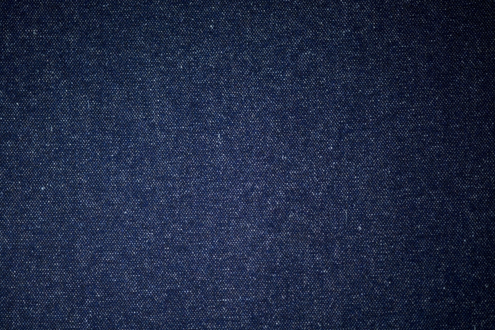 Klassischer Wollstoff in Jeansblau – ideal für moderne Outfits