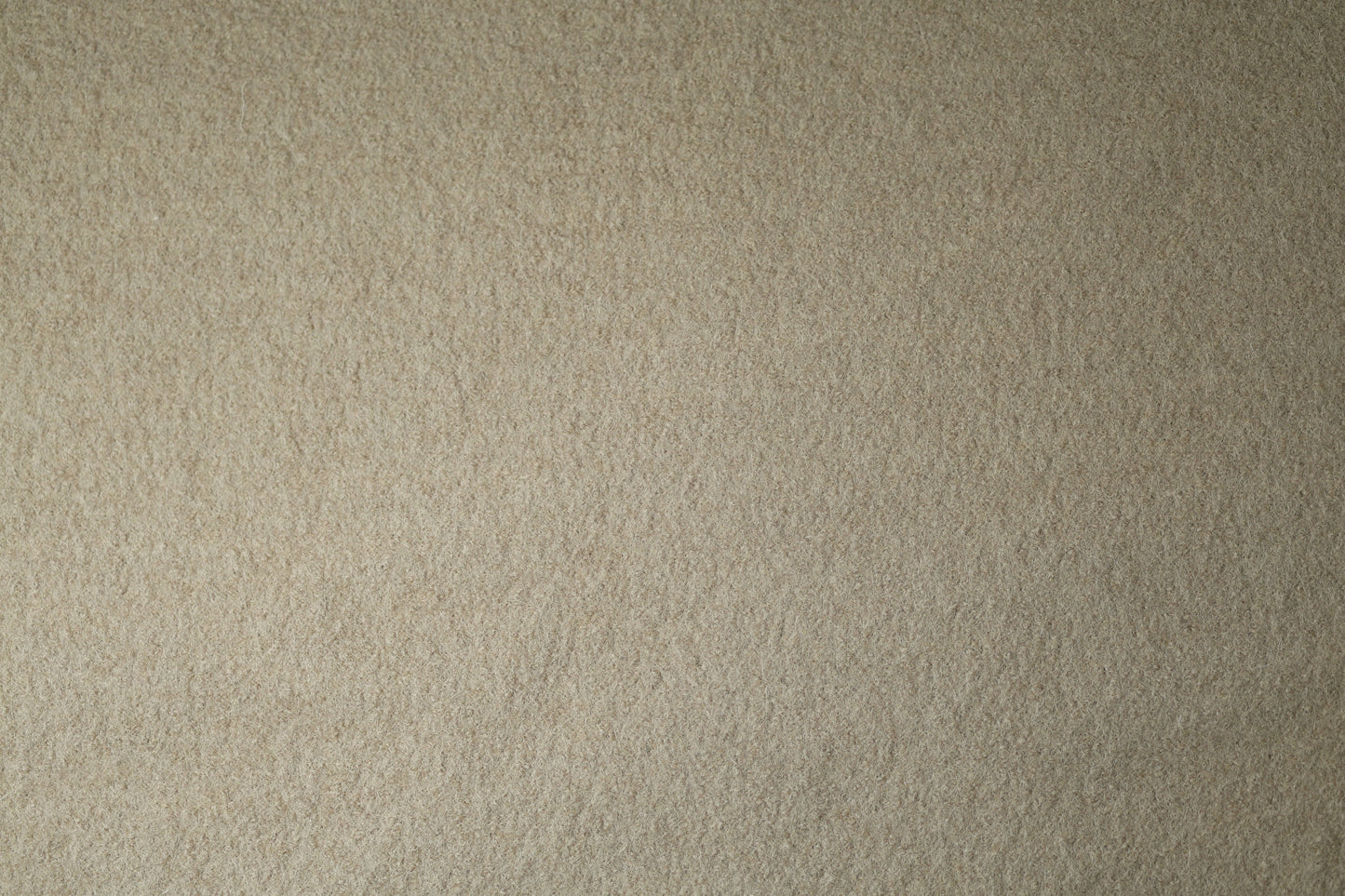 Sand Wollstoff – ideal für Mäntel, Jacken oder Accessoires