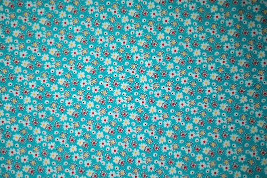 Viskosestoff – Kleine Blümchen auf Türkis – Viskosestoff mit Blumenmuster, weich und fließend – Ideal für Sommerkleider
