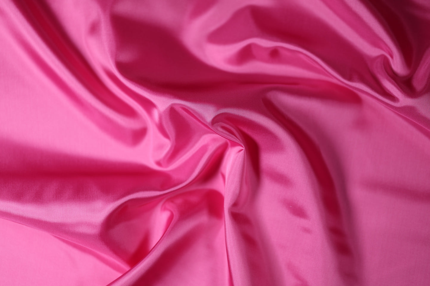 Futtertaft in Pink für Partymode und Futter