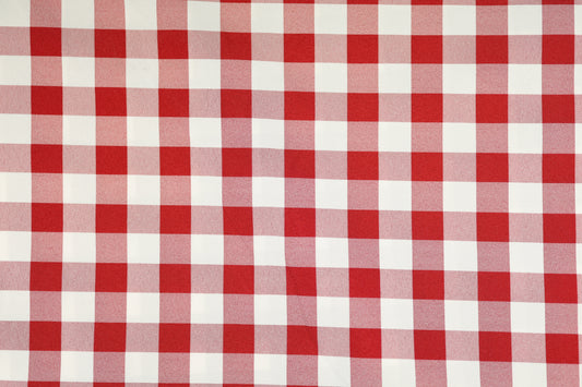 Detailansicht von Polyester Krierte – Rot Karo – edle Optik in Rot