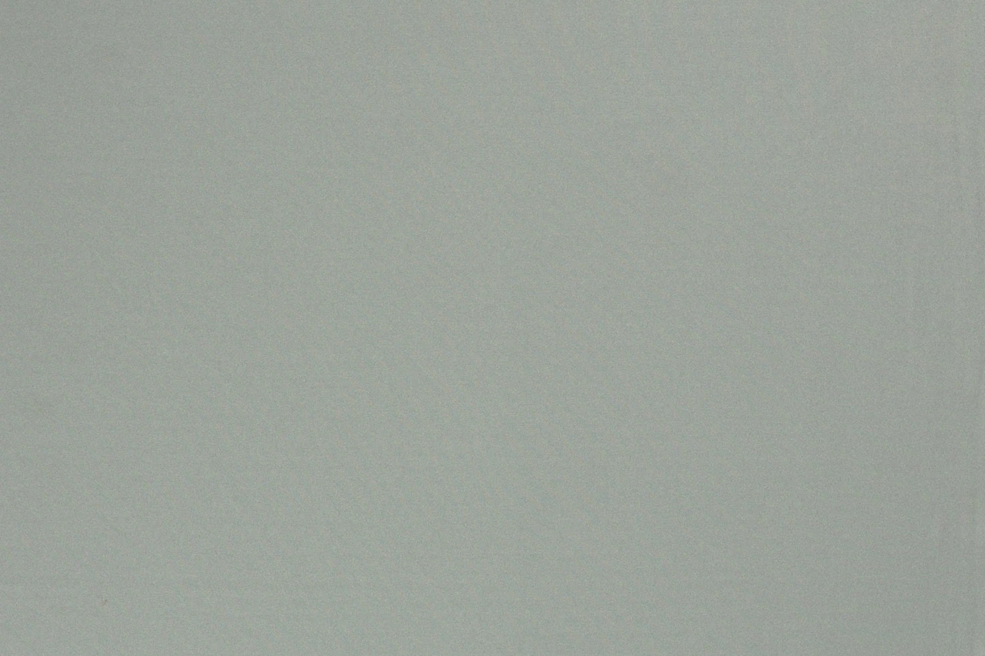 Graugrüner Uni Stoff aus Polyester mit matter Oberfläche Stoffeya