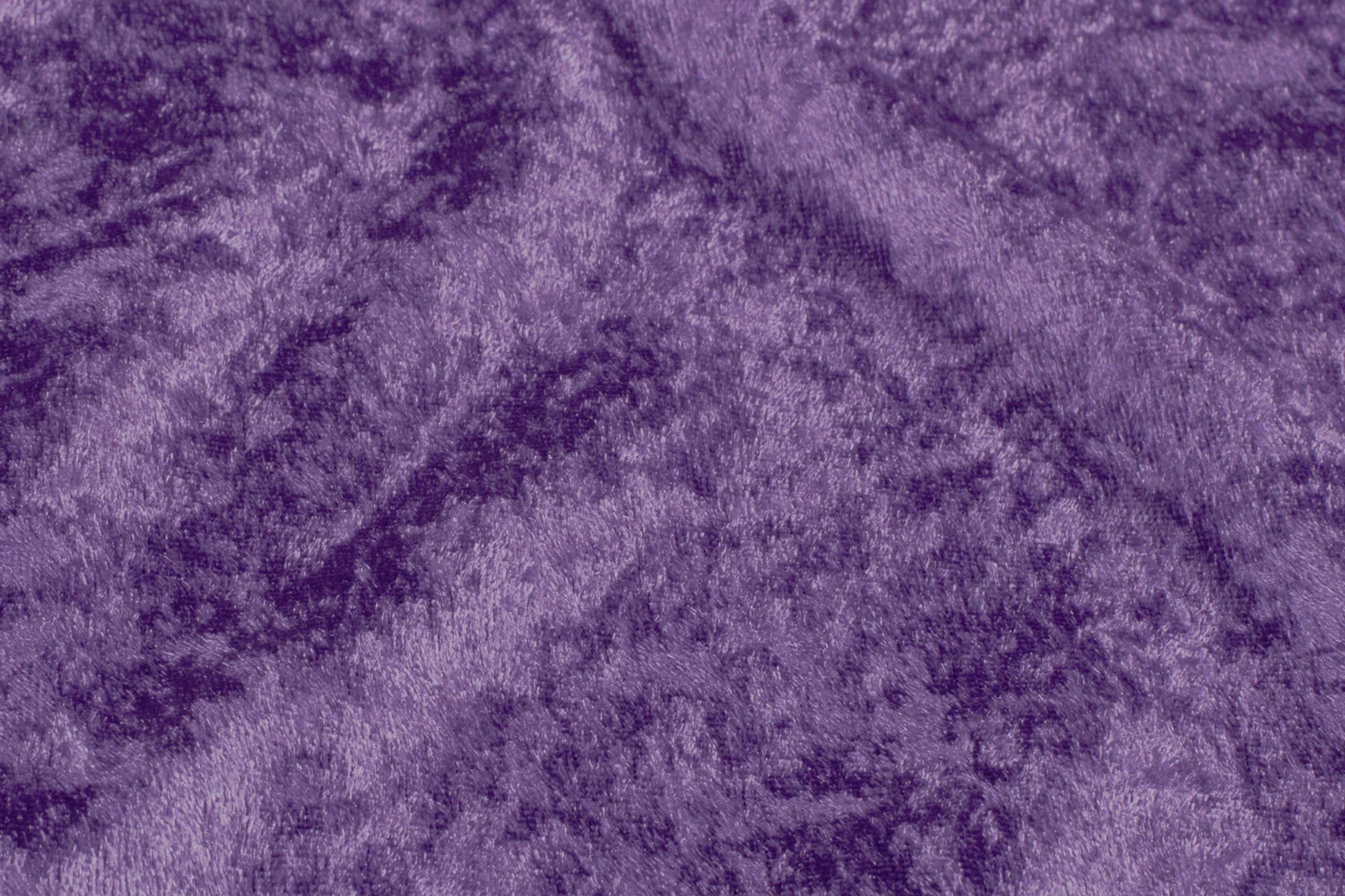Crushed Velours Stoff in Flieder