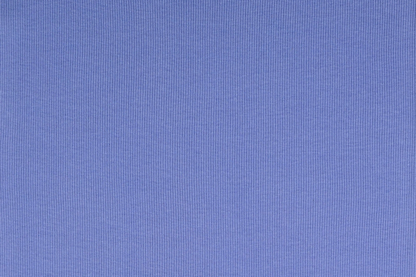 Detail Bündchenstoff Blau – feine Rippstruktur und hohe Dehnbarkeit
