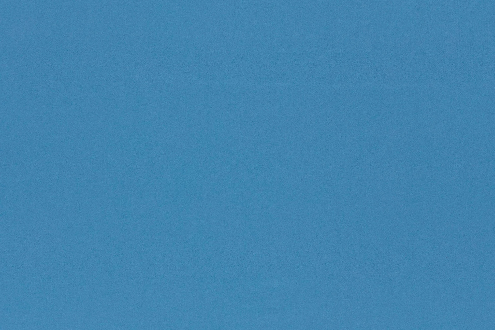 Weicher Viskose Stoff in Aqua Blau – glatte Oberfläche und fließender Fall