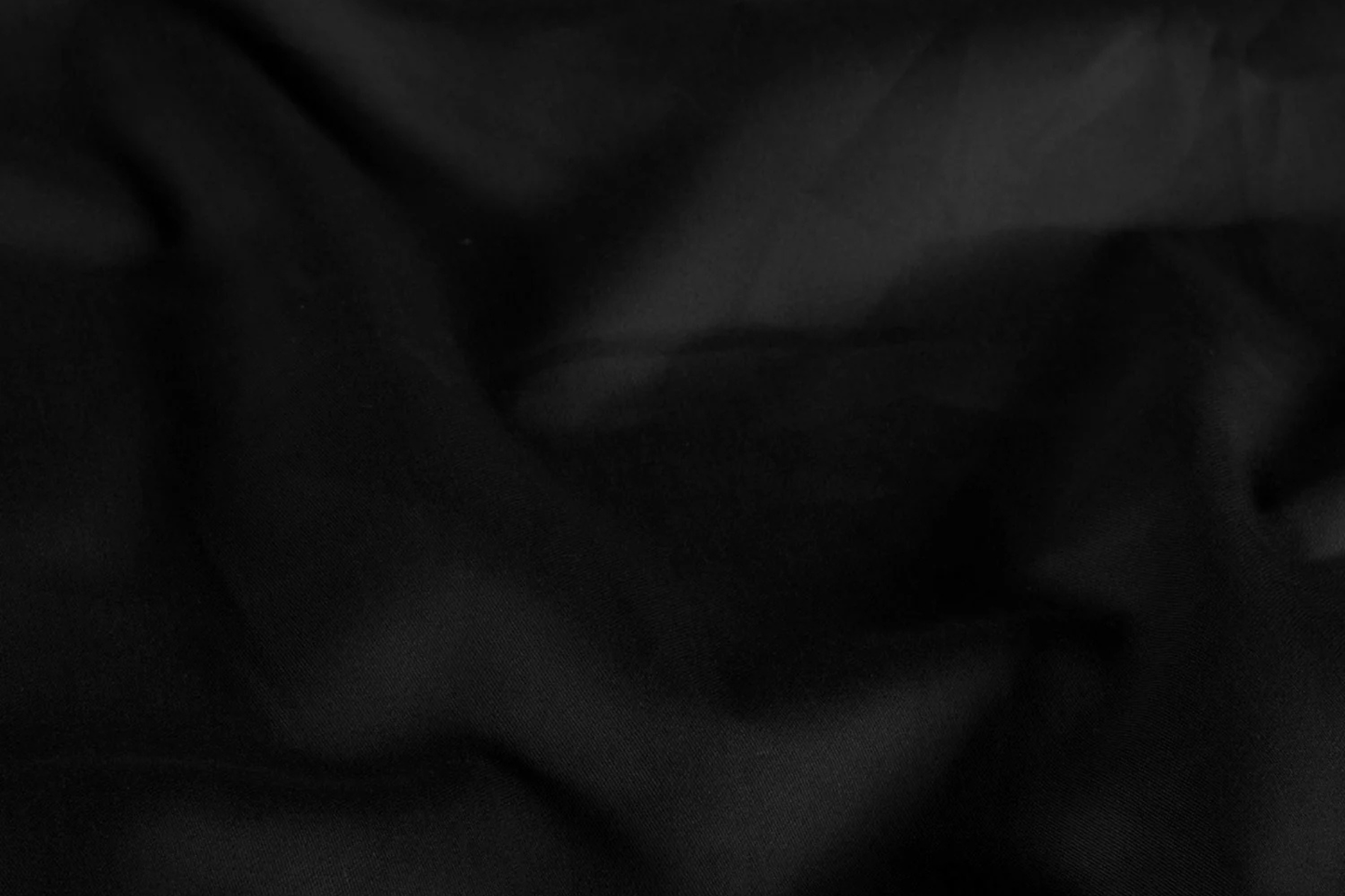 Matter Satin Stoff in Schwarz aus Baumwolle