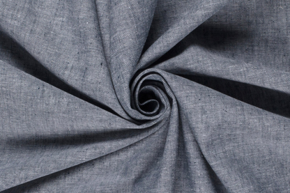 Marineblauer Chiffon Stoff mit Chambré Melange Struktur aus Leinen und Baumwolle